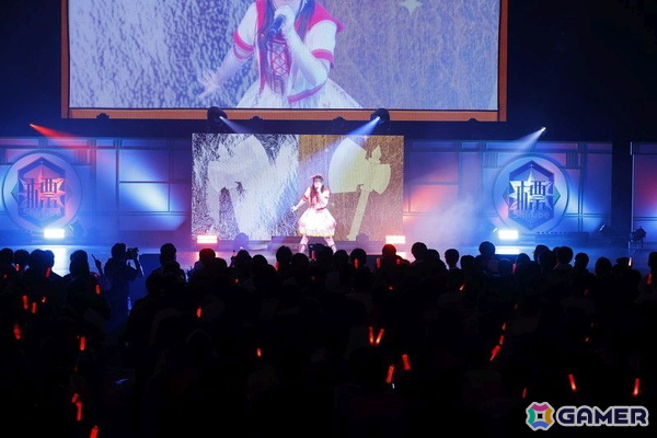 「学マス LIVE TOUR -標-」福井公演レポ――4人がそれぞれ新曲をサプライズ披露、アンコールのめがね姿も沸くの画像52