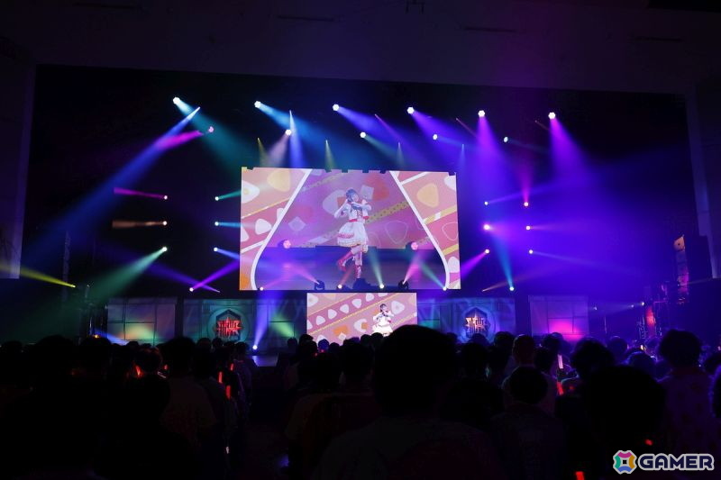 「学マス LIVE TOUR -標-」福井公演レポ――4人がそれぞれ新曲をサプライズ披露、アンコールのめがね姿も沸くの画像