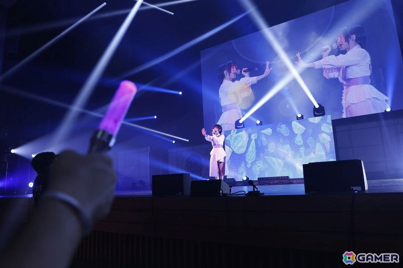 「学マス LIVE TOUR -標-」福井公演レポ――4人がそれぞれ新曲をサプライズ披露、アンコールのめがね姿も沸くの画像