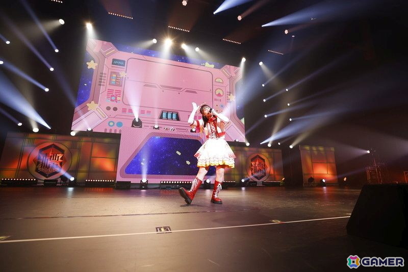 「学マス LIVE TOUR -標-」福井公演レポ――4人がそれぞれ新曲をサプライズ披露、アンコールのめがね姿も沸くの画像