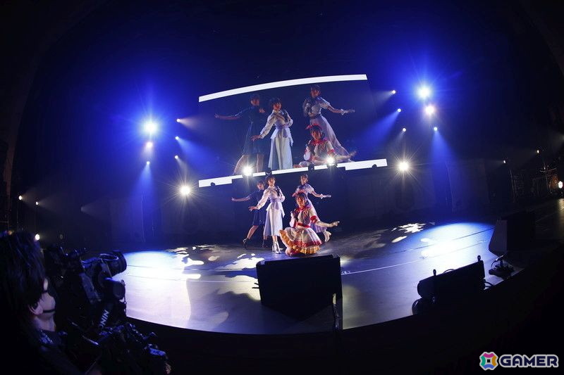 「学マス LIVE TOUR -標-」福井公演レポ――4人がそれぞれ新曲をサプライズ披露、アンコールのめがね姿も沸くの画像