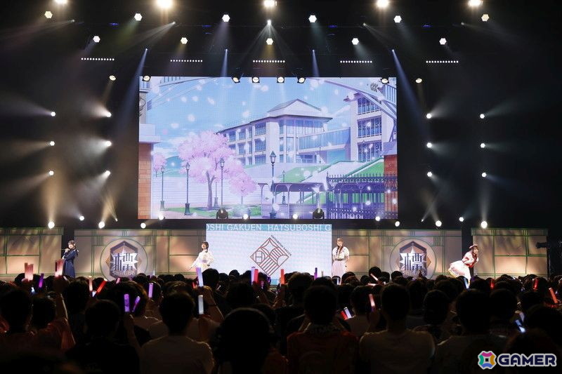 「学マス LIVE TOUR -標-」福井公演レポ――4人がそれぞれ新曲をサプライズ披露、アンコールのめがね姿も沸くの画像