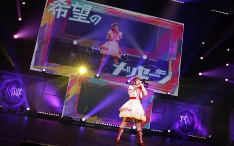 「学マス LIVE TOUR -標-」福井公演レポ――4人がそれぞれ新曲をサプライズ披露、アンコールのめがね姿も沸く