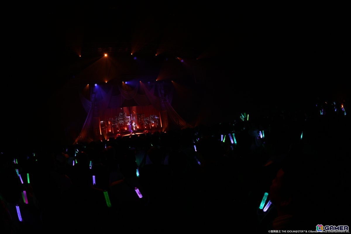「アイマス」ライブイベント「三浦あずさ・秋月律子 twin live」東京公演レポート――あずさのロングヘアと律子の涙にどよめきもの画像