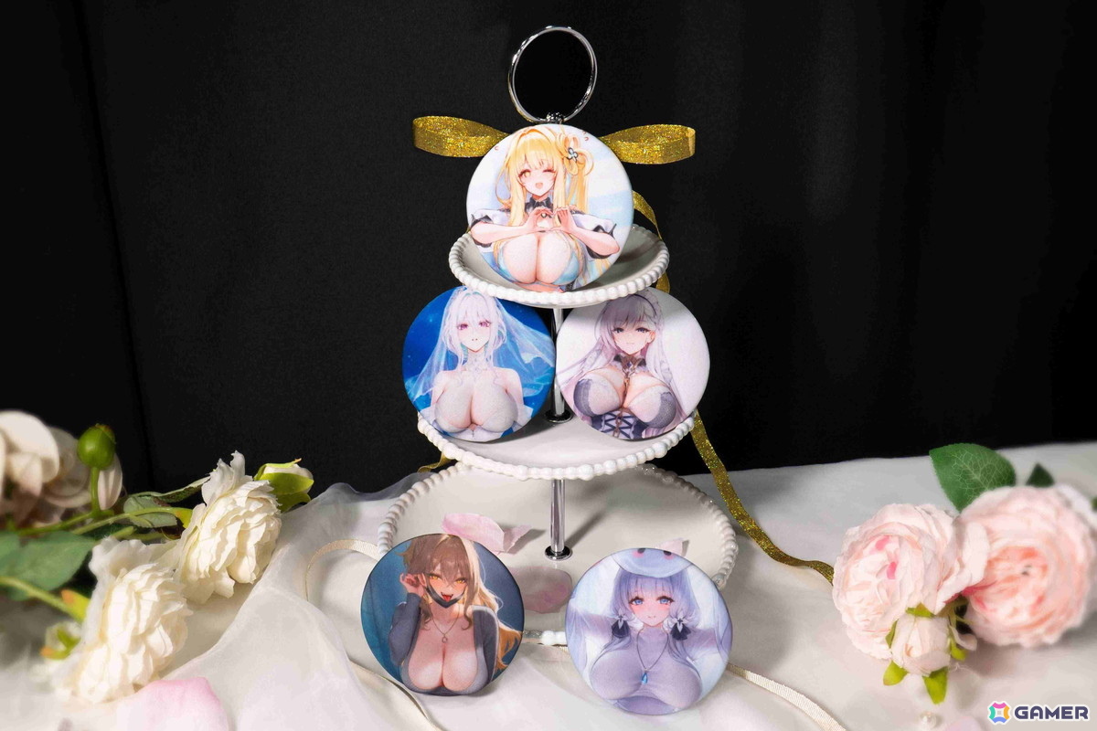 「アズレン」9周年記念グッズがYostar OFFICIAL SHOP ONLINEで受注販売中!今年も衝撃的な絵面のグッズがラインナップの画像