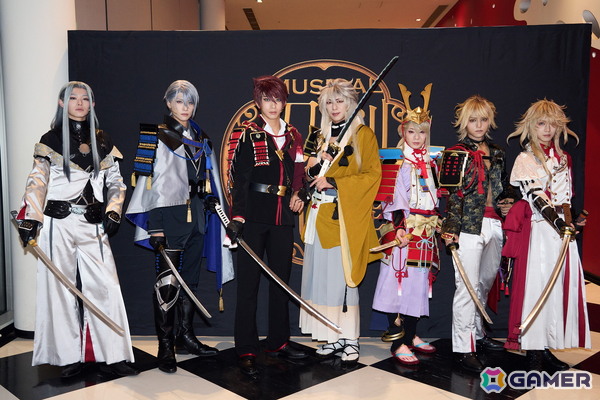 ミュージカル「刀剣乱舞」～月夜一縷～開幕！舞台写真や刀剣男士キャスト、演出・茅野イサム氏のコメントが公開の画像1
