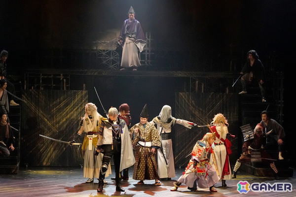 ミュージカル「刀剣乱舞」～月夜一縷～開幕！舞台写真や刀剣男士キャスト、演出・茅野イサム氏のコメントが公開の画像5