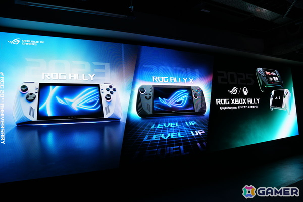ROG20周年記念モデル「ROG XBOX Ally X20」はスケルトンデザインが魅力的！可変式D-Padや7.4型有機ELパネルなどに注目の画像3