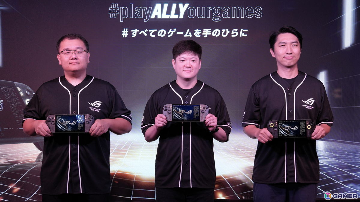 ROG20周年記念モデル「ROG XBOX Ally X20」はスケルトンデザインが魅力的！可変式D-Padや7.4型有機ELパネルなどに注目の画像