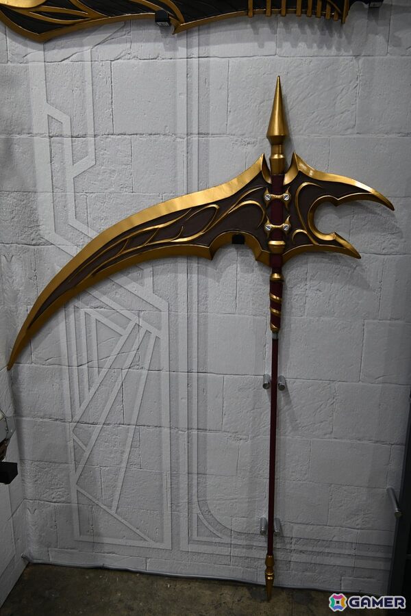 「空の軌跡 the 2nd」原寸大武器を持っての撮影が可能！エステルとヨシュアの公式コスプレイヤーの撮影タイムも【TGS2026】の画像23