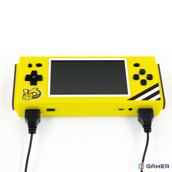ポータブルFC用互換機「IPS 8ビットポケットHD V2」高橋名人バージョンの発売日が10月2日に決定！の画像3