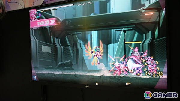 アキュラが主人公のシリーズ最新作「白き鋼鉄のX 3」をプレイ！新武装「ディバイドエッジ」はスタイリッシュかつシンプルな作りに【TGS2026】の画像7