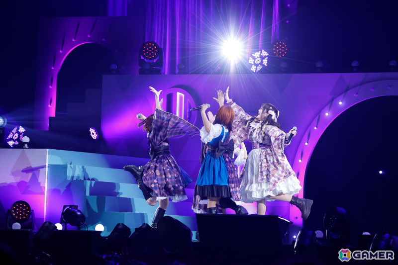大和撫子が織りなす四季の彩りと、プリンセスによる光り輝くフェスタ！「アイドルマスター ミリオンライブ！」14thライブDAY1「夢咲くワンダーミラージュ」レポートの画像31