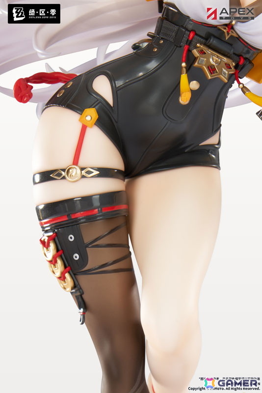 「ゼンゼロ」儀玄が全高約46cmにおよぶ圧巻のスケール感で立体化!黒い鳳凰のエフェクトを纏い、凛とした立ち姿とクールな雰囲気を漂わせる造形にの画像