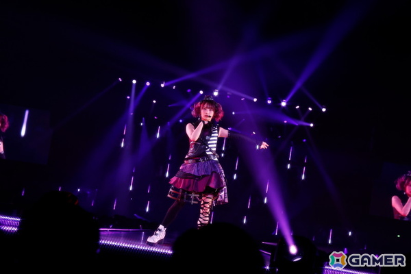 「シャニマスソロライブMSP」DAY1をレポート！ランウェイ上で新たなソロ楽曲をたっぷり披露、「My Songs Collection」衣装でのウォークも映えるの画像111