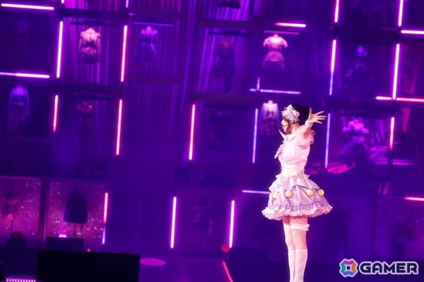 「シャニマスソロライブMSP」DAY1をレポート！ランウェイ上で新たなソロ楽曲をたっぷり披露、「My Songs Collection」衣装でのウォークも映えるの画像