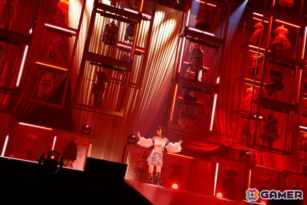 「シャニマスソロライブMSP」DAY1をレポート！ランウェイ上で新たなソロ楽曲をたっぷり披露、「My Songs Collection」衣装でのウォークも映えるの画像51