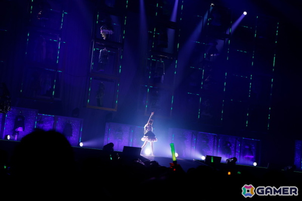 「シャニマスソロライブMSP」DAY1をレポート！ランウェイ上で新たなソロ楽曲をたっぷり披露、「My Songs Collection」衣装でのウォークも映えるの画像55