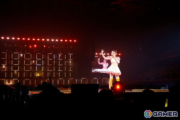 「シャニマスソロライブMSP」DAY1をレポート！ランウェイ上で新たなソロ楽曲をたっぷり披露、「My Songs Collection」衣装でのウォークも映えるの画像75