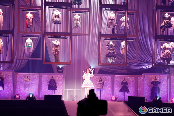 「シャニマスソロライブMSP」DAY1をレポート！ランウェイ上で新たなソロ楽曲をたっぷり披露、「My Songs Collection」衣装でのウォークも映えるの画像81