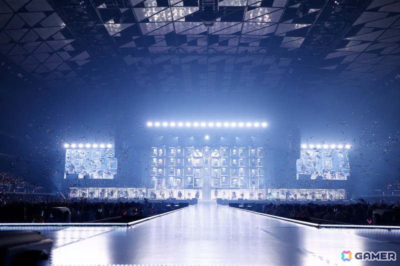 「シャニマスソロライブMSP」DAY1をレポート！ランウェイ上で新たなソロ楽曲をたっぷり披露、「My Songs Collection」衣装でのウォークも映えるの画像