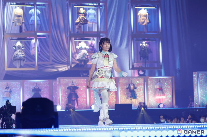 「シャニマスソロライブMSP」DAY1をレポート！ランウェイ上で新たなソロ楽曲をたっぷり披露、「My Songs Collection」衣装でのウォークも映えるの画像2