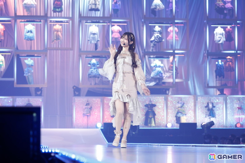 「シャニマスソロライブMSP」DAY1をレポート！ランウェイ上で新たなソロ楽曲をたっぷり披露、「My Songs Collection」衣装でのウォークも映えるの画像3