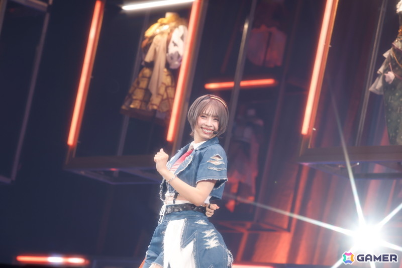 「シャニマスソロライブMSP」DAY1をレポート！ランウェイ上で新たなソロ楽曲をたっぷり披露、「My Songs Collection」衣装でのウォークも映えるの画像