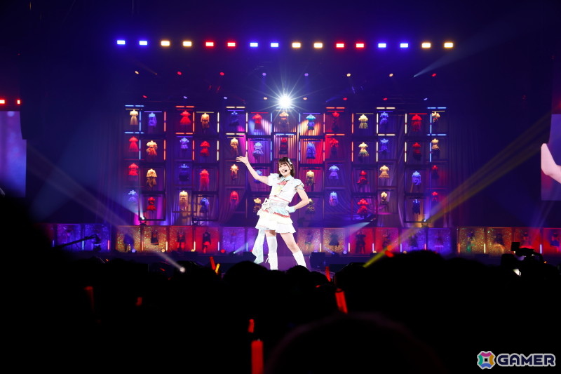 「シャニマスソロライブMSP」DAY1をレポート！ランウェイ上で新たなソロ楽曲をたっぷり披露、「My Songs Collection」衣装でのウォークも映えるの画像88