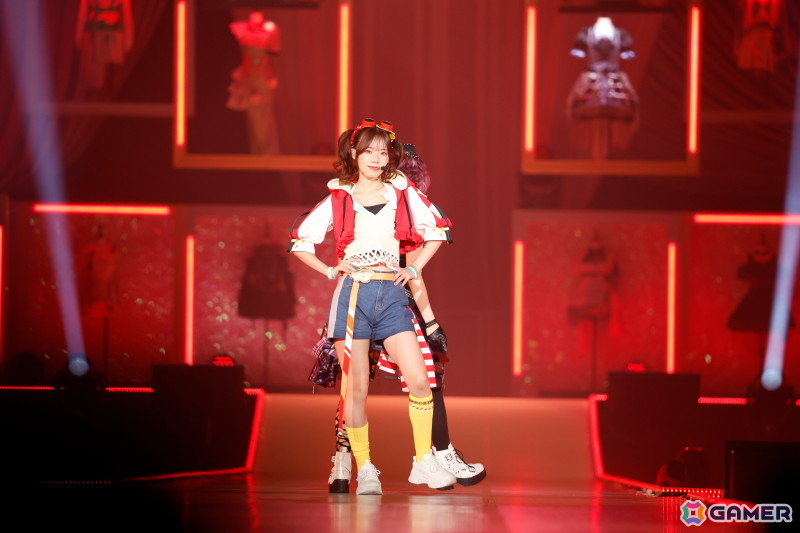 「シャニマスソロライブMSP」DAY1をレポート！ランウェイ上で新たなソロ楽曲をたっぷり披露、「My Songs Collection」衣装でのウォークも映えるの画像96