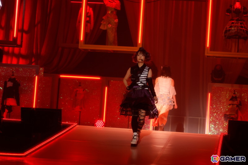 「シャニマスソロライブMSP」DAY1をレポート！ランウェイ上で新たなソロ楽曲をたっぷり披露、「My Songs Collection」衣装でのウォークも映えるの画像98