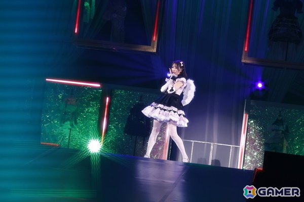 「シャニマスソロライブMSP」DAY2をレポート！アイドルごとのソロ曲を多彩な演出や仕掛けで表現、メドレー含む全30曲（実質42曲）をランウェイ上で届けたの画像104