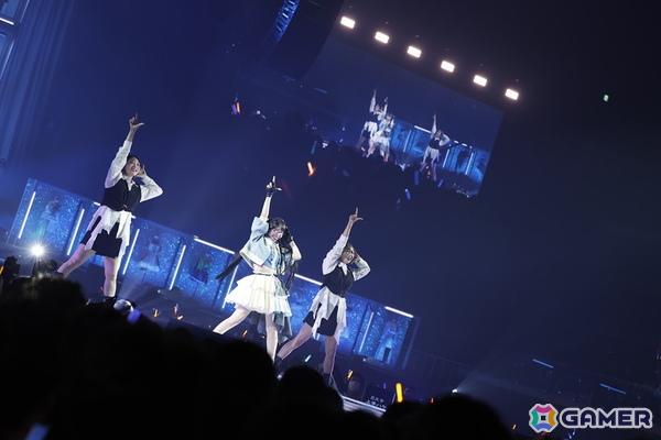 「シャニマスソロライブMSP」DAY2をレポート！アイドルごとのソロ曲を多彩な演出や仕掛けで表現、メドレー含む全30曲（実質42曲）をランウェイ上で届けたの画像106