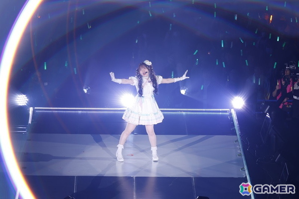 「シャニマスソロライブMSP」DAY2をレポート！アイドルごとのソロ曲を多彩な演出や仕掛けで表現、メドレー含む全30曲（実質42曲）をランウェイ上で届けたの画像13