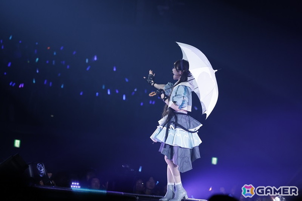 「シャニマスソロライブMSP」DAY2をレポート!アイドルごとのソロ曲を多彩な演出や仕掛けで表現、メドレー含む全30曲(実質42曲)をランウェイ上で届けたの画像
