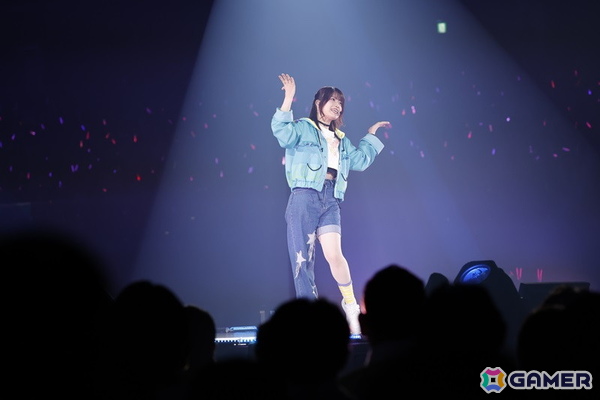 「シャニマスソロライブMSP」DAY2をレポート!アイドルごとのソロ曲を多彩な演出や仕掛けで表現、メドレー含む全30曲(実質42曲)をランウェイ上で届けたの画像