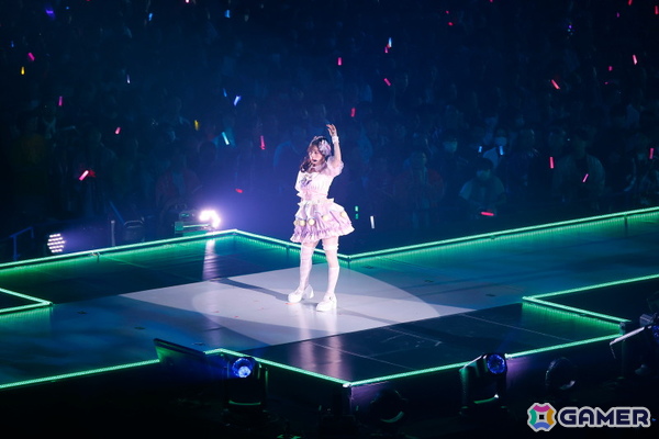 「シャニマスソロライブMSP」DAY2をレポート！アイドルごとのソロ曲を多彩な演出や仕掛けで表現、メドレー含む全30曲（実質42曲）をランウェイ上で届けたの画像38