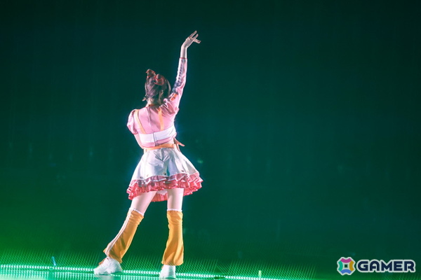 「シャニマスソロライブMSP」DAY2をレポート！アイドルごとのソロ曲を多彩な演出や仕掛けで表現、メドレー含む全30曲（実質42曲）をランウェイ上で届けたの画像41