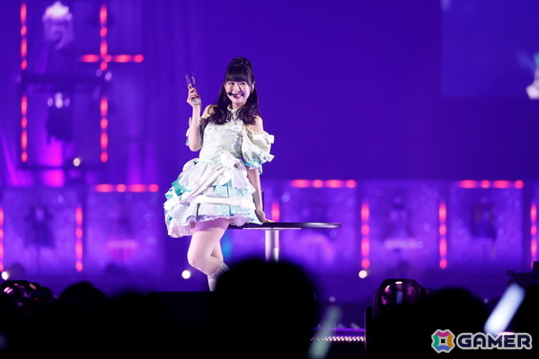 「シャニマスソロライブMSP」DAY2をレポート！アイドルごとのソロ曲を多彩な演出や仕掛けで表現、メドレー含む全30曲（実質42曲）をランウェイ上で届けたの画像50