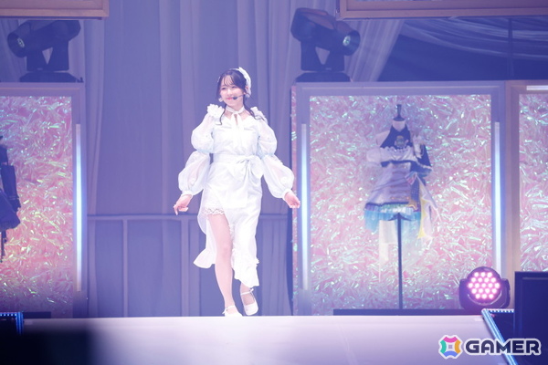 「シャニマスソロライブMSP」DAY2をレポート！アイドルごとのソロ曲を多彩な演出や仕掛けで表現、メドレー含む全30曲（実質42曲）をランウェイ上で届けたの画像57