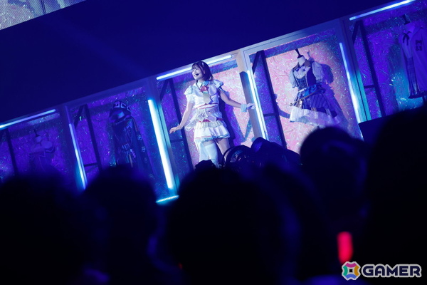 「シャニマスソロライブMSP」DAY2をレポート！アイドルごとのソロ曲を多彩な演出や仕掛けで表現、メドレー含む全30曲（実質42曲）をランウェイ上で届けたの画像72