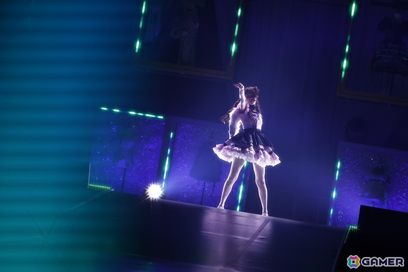 「シャニマスソロライブMSP」DAY2をレポート!アイドルごとのソロ曲を多彩な演出や仕掛けで表現、メドレー含む全30曲(実質42曲)をランウェイ上で届けたの画像