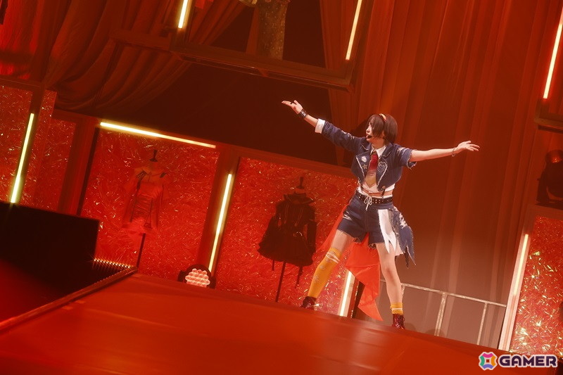 「シャニマスソロライブMSP」DAY2をレポート！アイドルごとのソロ曲を多彩な演出や仕掛けで表現、メドレー含む全30曲（実質42曲）をランウェイ上で届けたの画像27