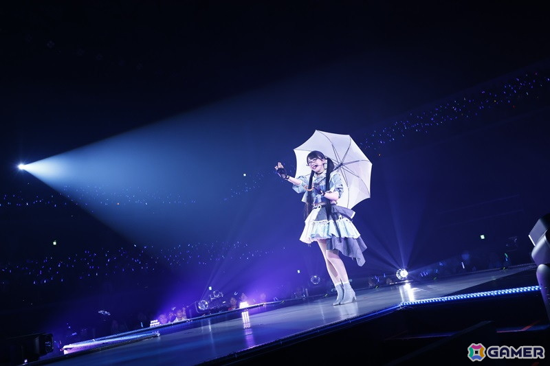 「シャニマスソロライブMSP」DAY2をレポート！アイドルごとのソロ曲を多彩な演出や仕掛けで表現、メドレー含む全30曲（実質42曲）をランウェイ上で届けたの画像29