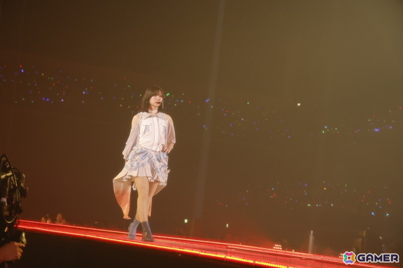 「シャニマスソロライブMSP」DAY2をレポート!アイドルごとのソロ曲を多彩な演出や仕掛けで表現、メドレー含む全30曲(実質42曲)をランウェイ上で届けたの画像