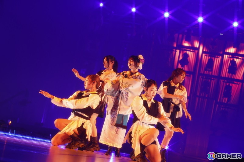 「シャニマスソロライブMSP」DAY2をレポート!アイドルごとのソロ曲を多彩な演出や仕掛けで表現、メドレー含む全30曲(実質42曲)をランウェイ上で届けたの画像