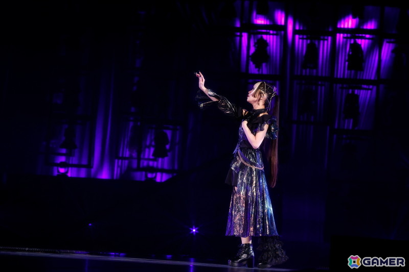 「シャニマスソロライブMSP」DAY2をレポート！アイドルごとのソロ曲を多彩な演出や仕掛けで表現、メドレー含む全30曲（実質42曲）をランウェイ上で届けたの画像85