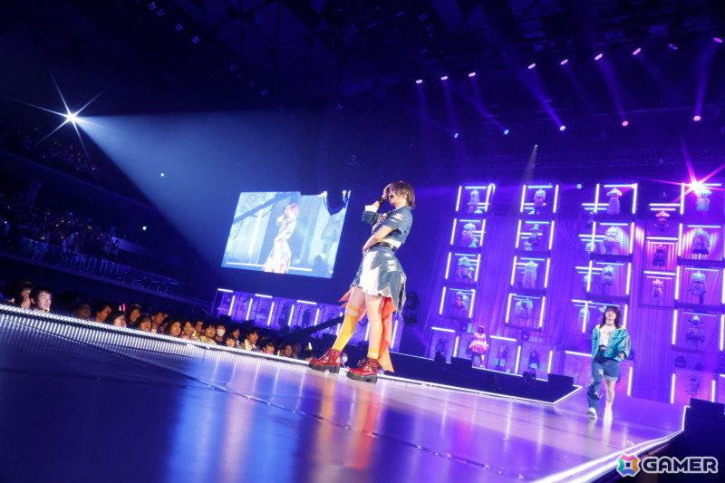 「シャニマスソロライブMSP」DAY2をレポート!アイドルごとのソロ曲を多彩な演出や仕掛けで表現、メドレー含む全30曲(実質42曲)をランウェイ上で届けたの画像
