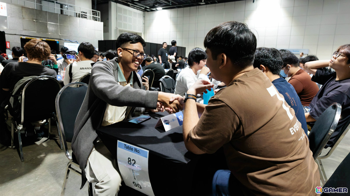 「シャドバWB」シンガポール初開催となった国際大会でChappy選手が優勝!賞金30,000米ドルと世界大会への切符を獲得の画像