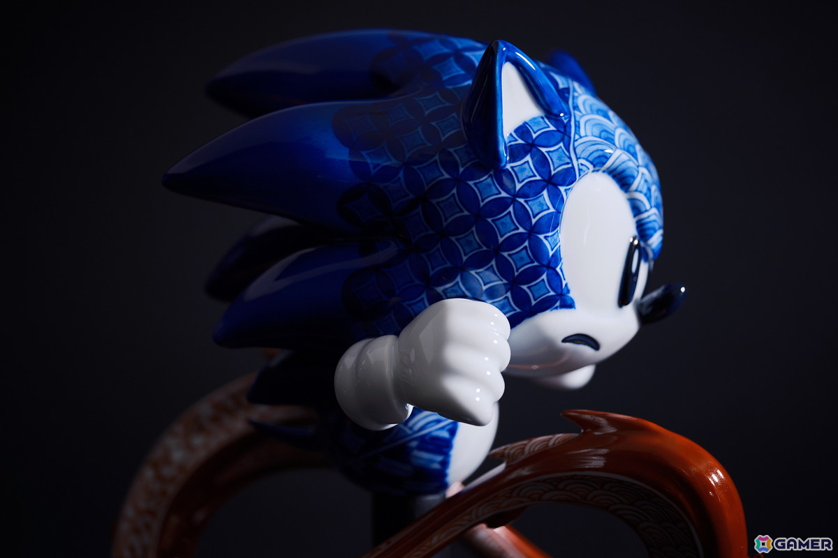 ソニック・ザ・ヘッジホッグ有田焼「Infinite Blue」が全世界50体限定で10月9日より販売！「SONIC the Exhibition -ACROSS GENERATIONS-」での先行販売もの画像